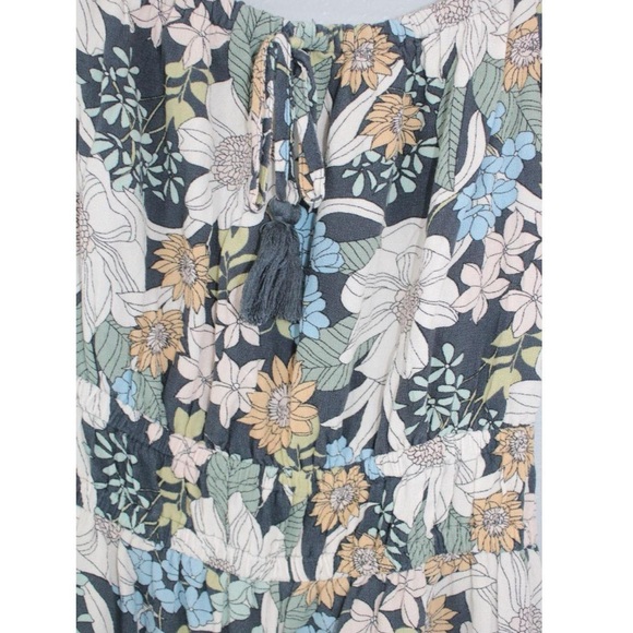 American Eagle Romper in EUC - Picture 2 of 4